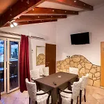 In With Balcony, Air Condition, Wifi Appartement *