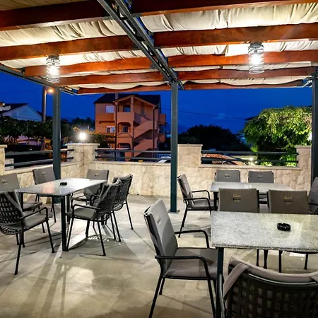 Lejlighed In With Balcony, Air Condition, Wifi Lopar