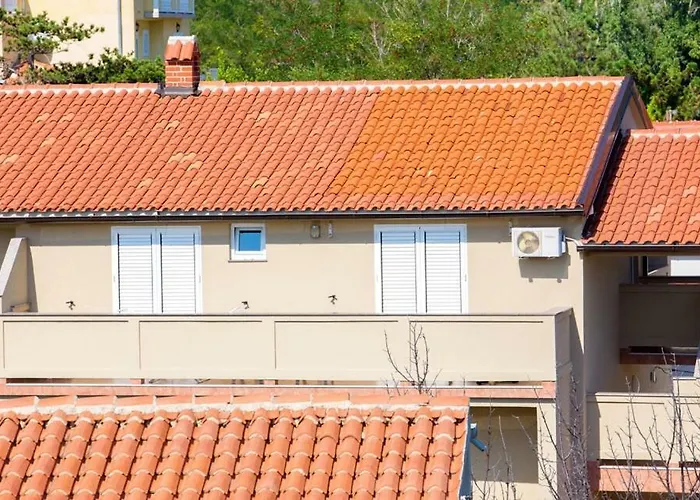 In With Balcony, Air Condition, Wifi Lopar