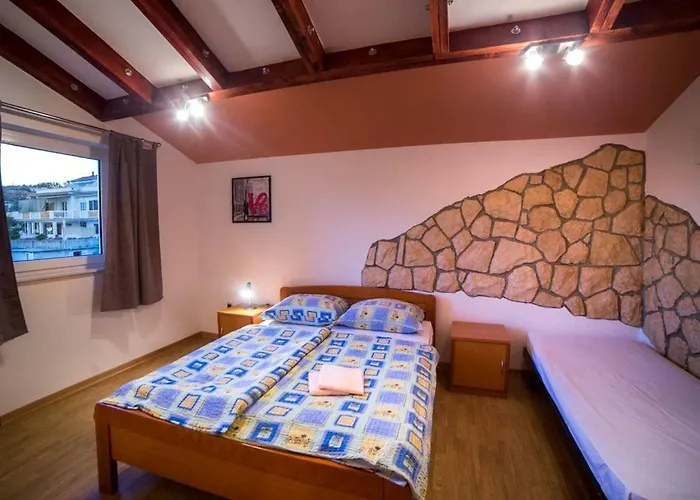 In With Balcony, Air Condition, Wifi Lopar